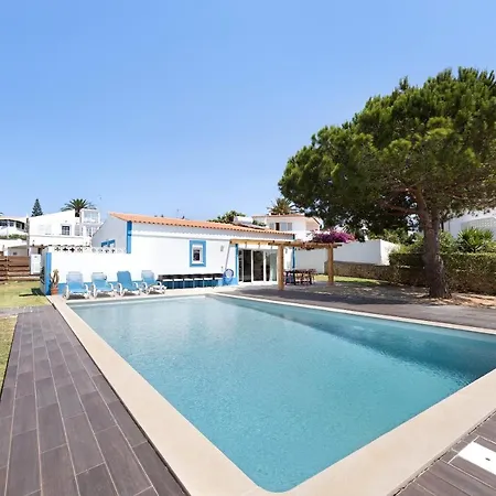 Villa 26 Moderna *