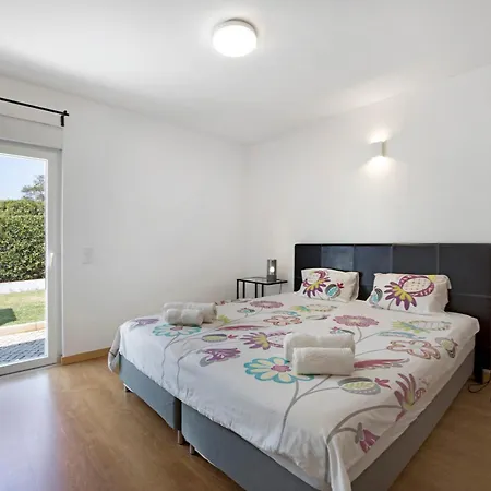 26 Moderna Luz